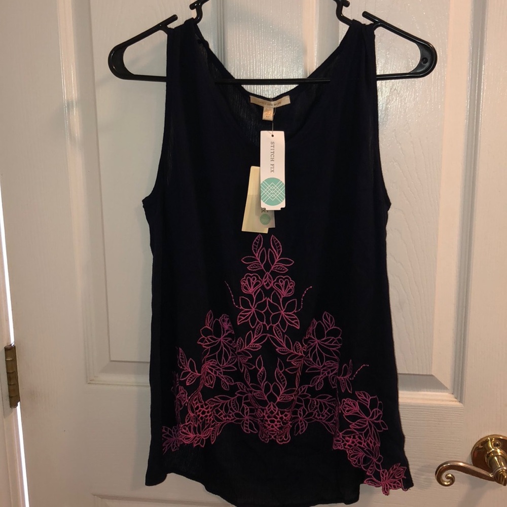 Skies are Blue sleeveless blouse